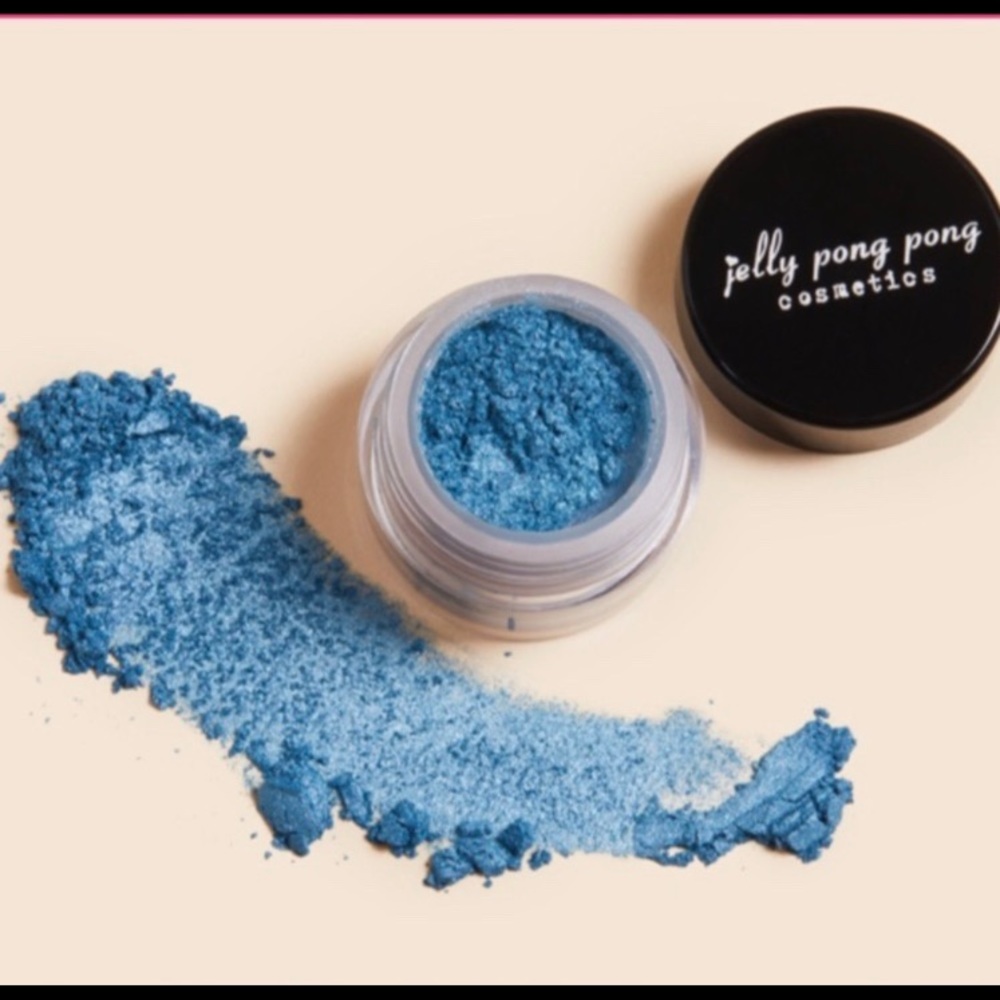 Pretty Eyeshadow 💗 NWT